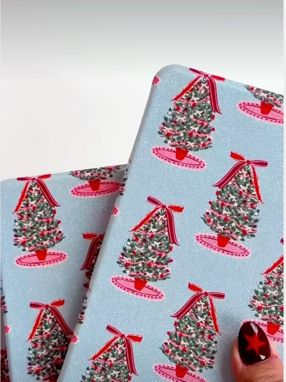 Page the Shop "Merry and Bright" Kindle Oasis Case (9th/10th Gen) — Like Ne